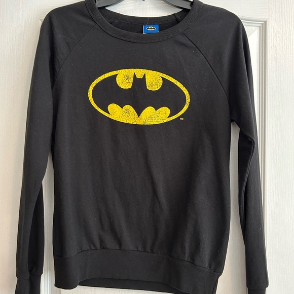 Batman Black Tee with Yellow Logo - Picture 1 of 3